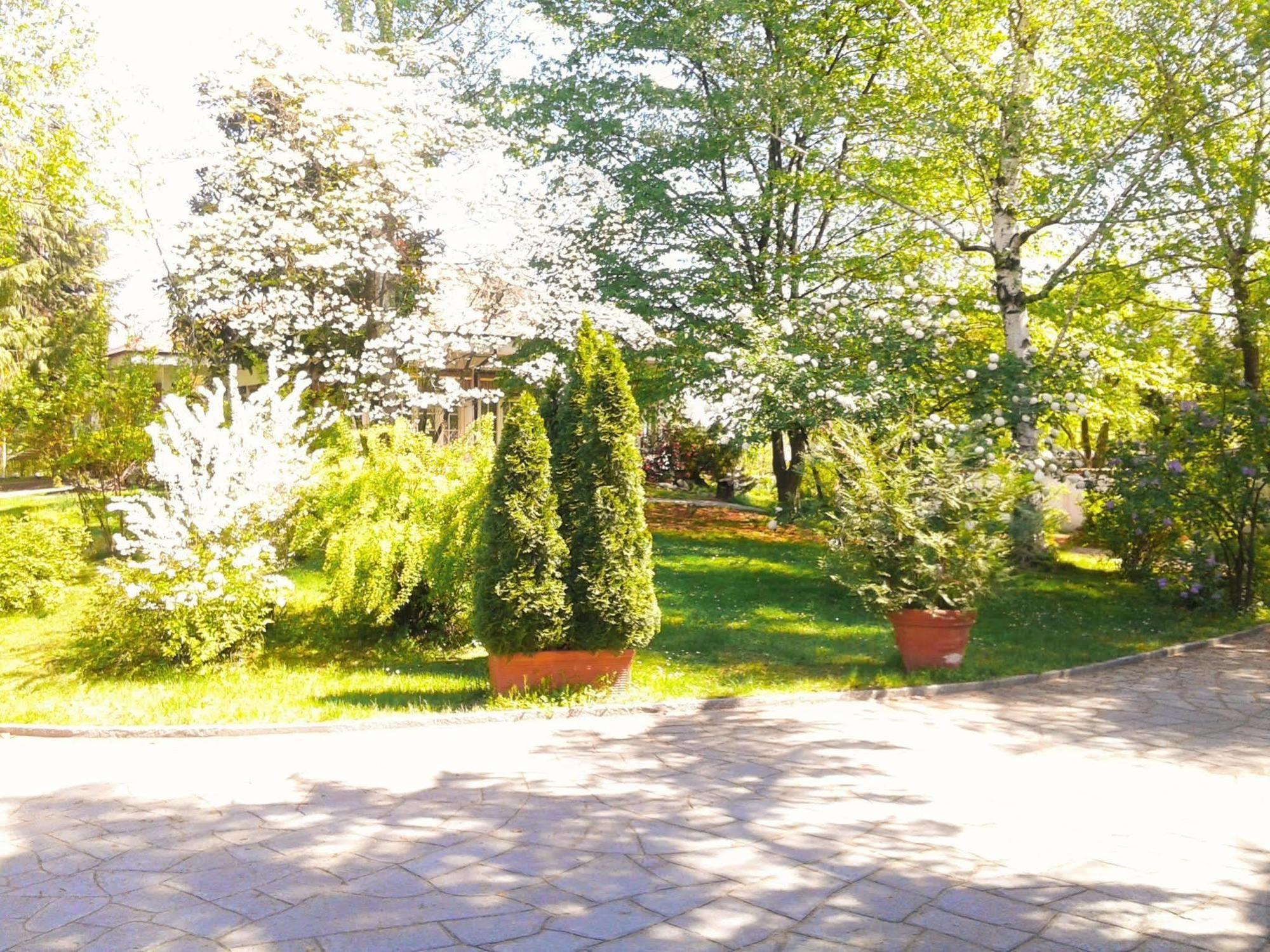 Villa Maria Sole Revello Buitenkant foto