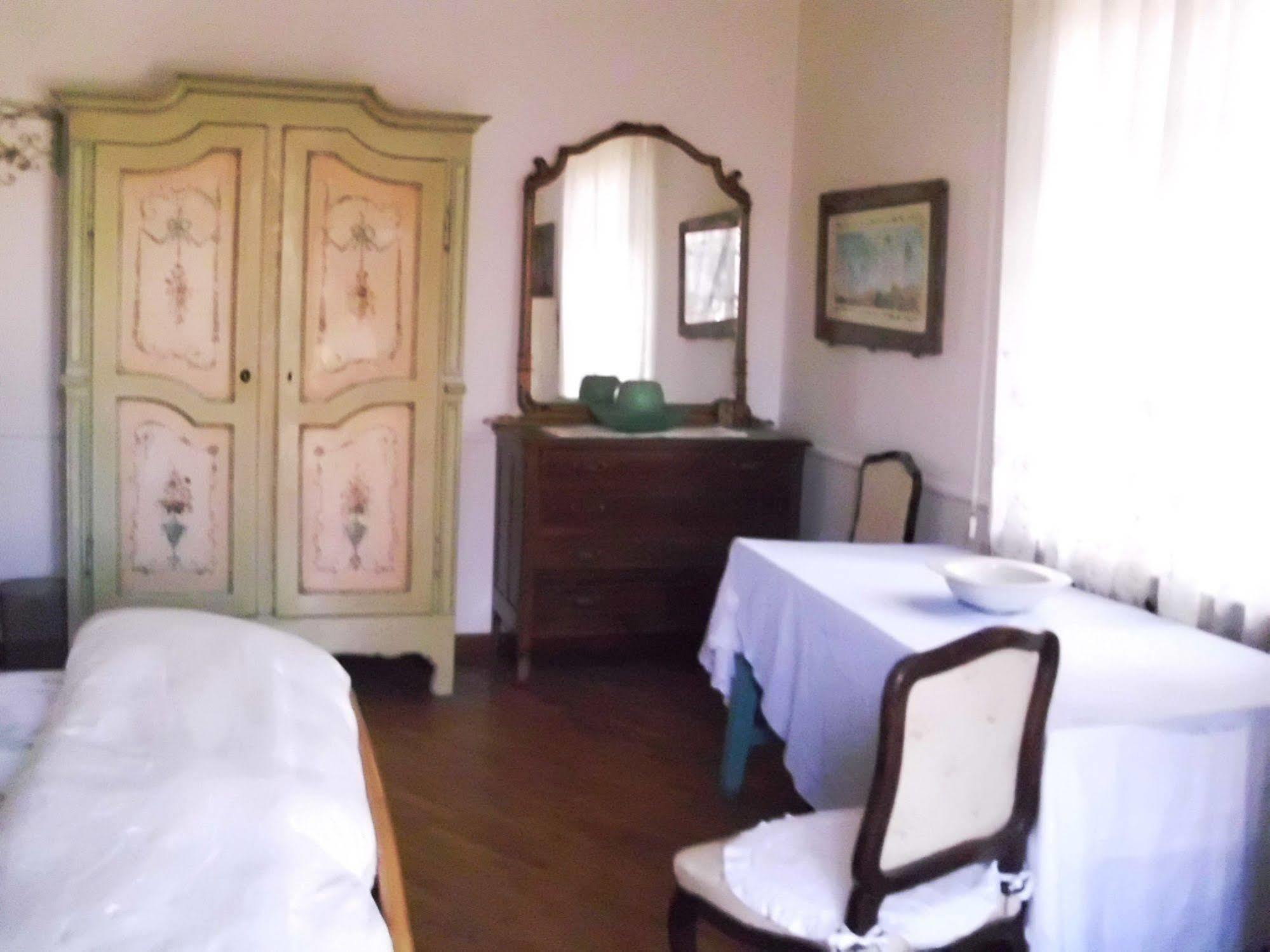 Villa Maria Sole Revello Buitenkant foto
