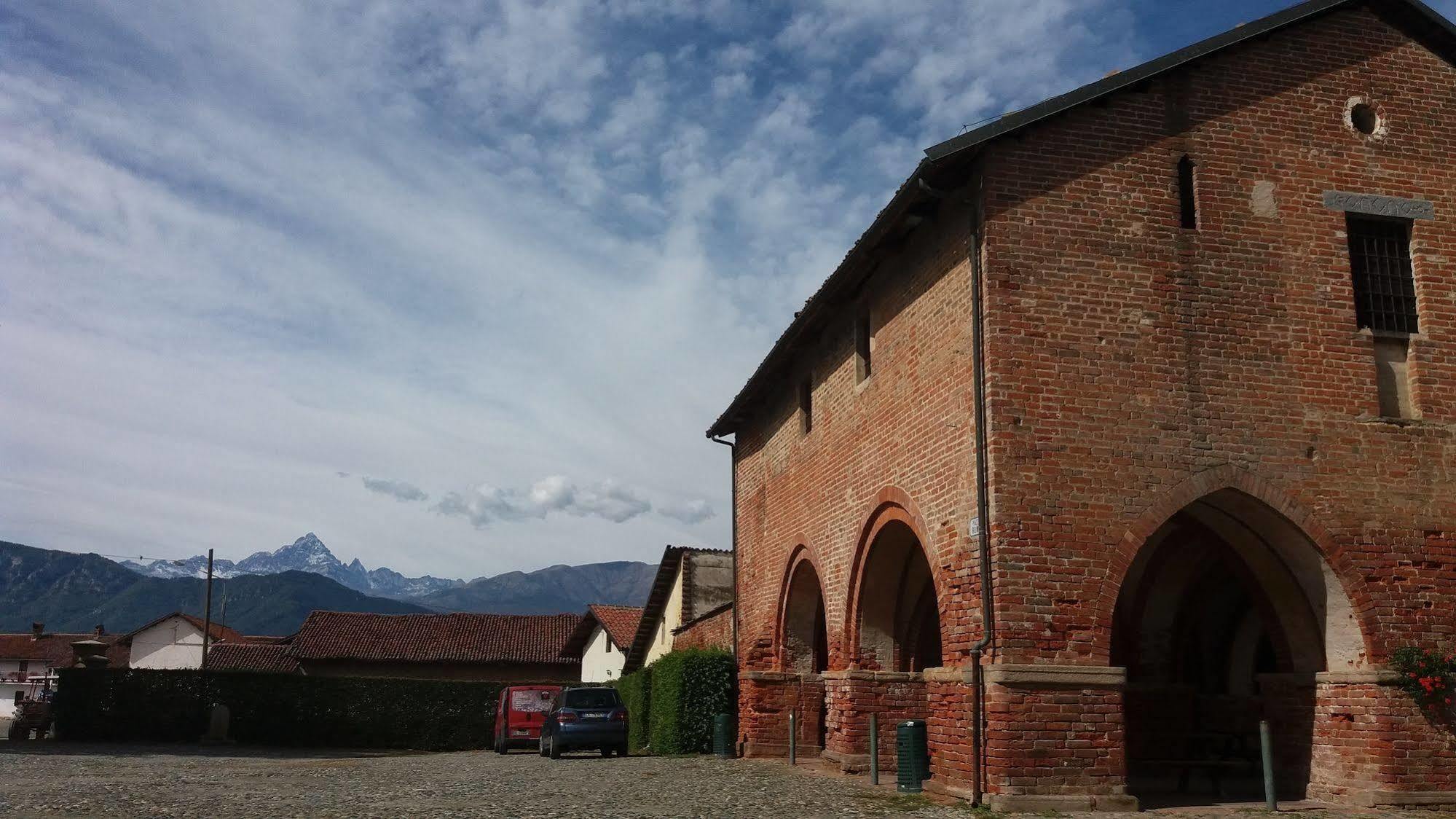 Villa Maria Sole Revello Buitenkant foto